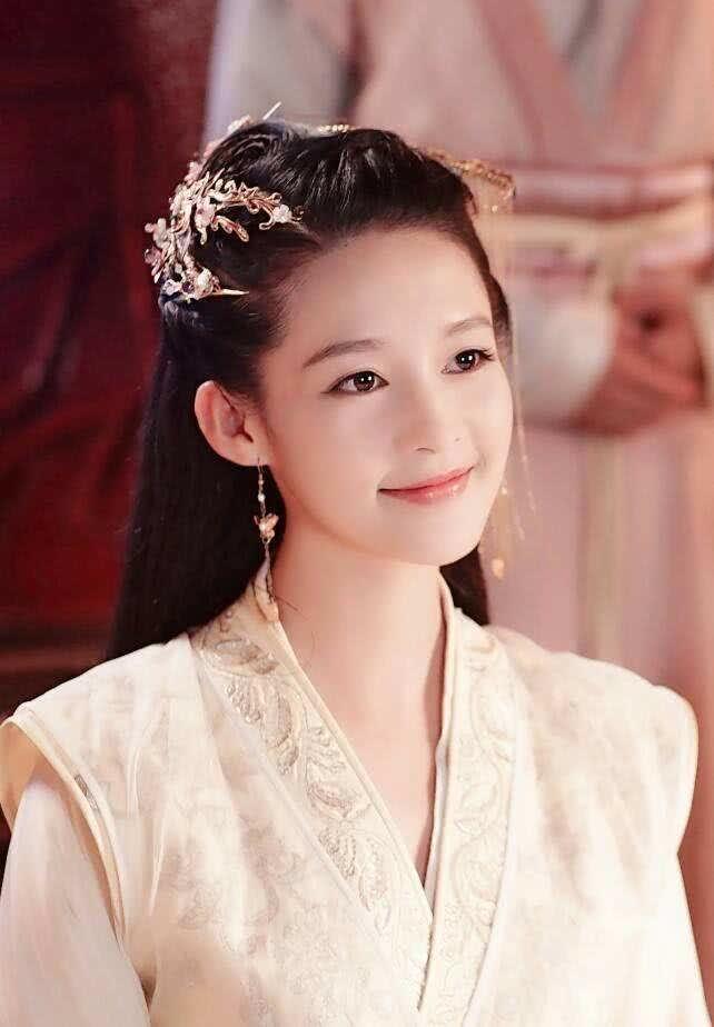 爆料娱乐圈李沁,娱乐圈新恋情引发热议  第2张